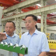 鳩江區(qū)委主要領(lǐng)導(dǎo)赴邁科機(jī)械調(diào)研，共繪機(jī)器人產(chǎn)業(yè)發(fā)展新藍(lán)圖